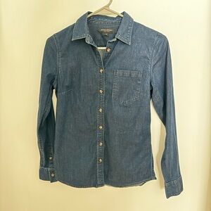 Banana Republic Women’s Denim button up